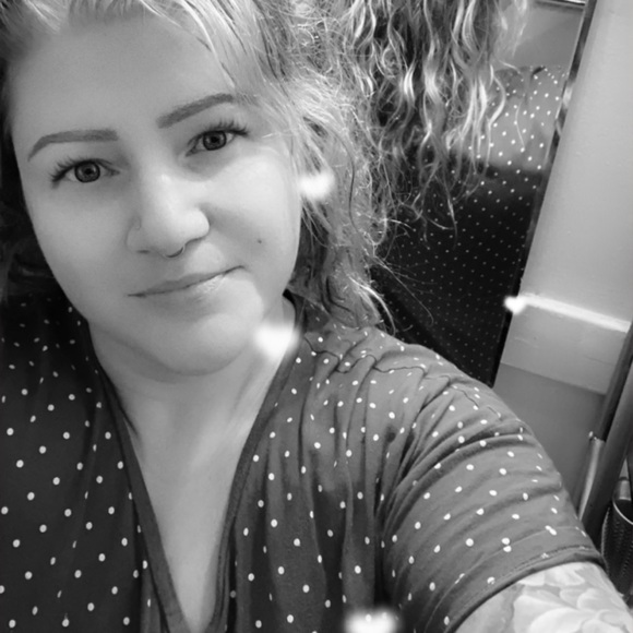 Meet your Posher, Shel - Picture 4 of 4